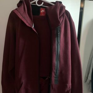 Nike Tech Sweat Suit